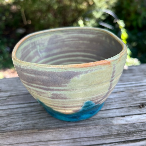 Empty Bowls Pottery Bowl Handmade Preowned - Picture 3 of 16